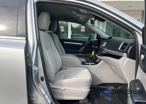 2018 Toyota Highlander Le from USA, damaged, VIN 5TDBZRFH2JS915186